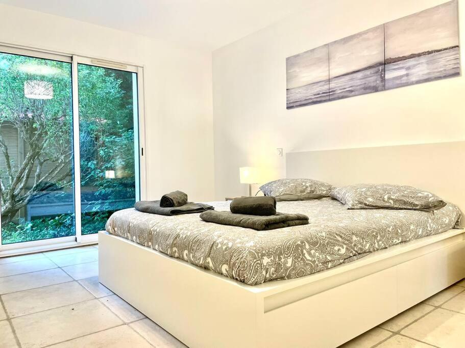 Charmante Villa Pour 10 Personnes Saint-Augustin  Extérieur photo