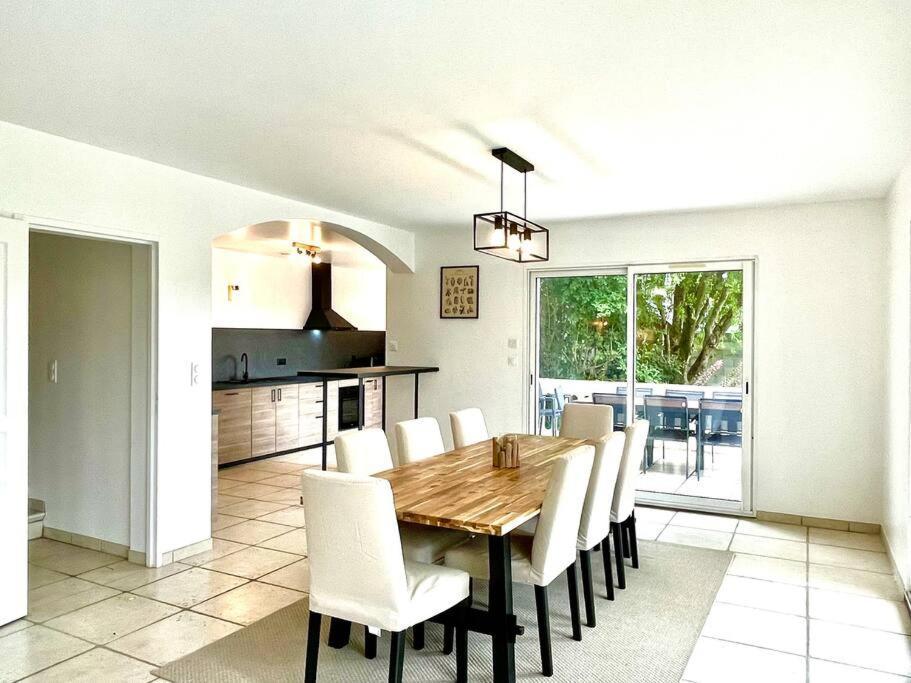 Charmante Villa Pour 10 Personnes Saint-Augustin  Extérieur photo