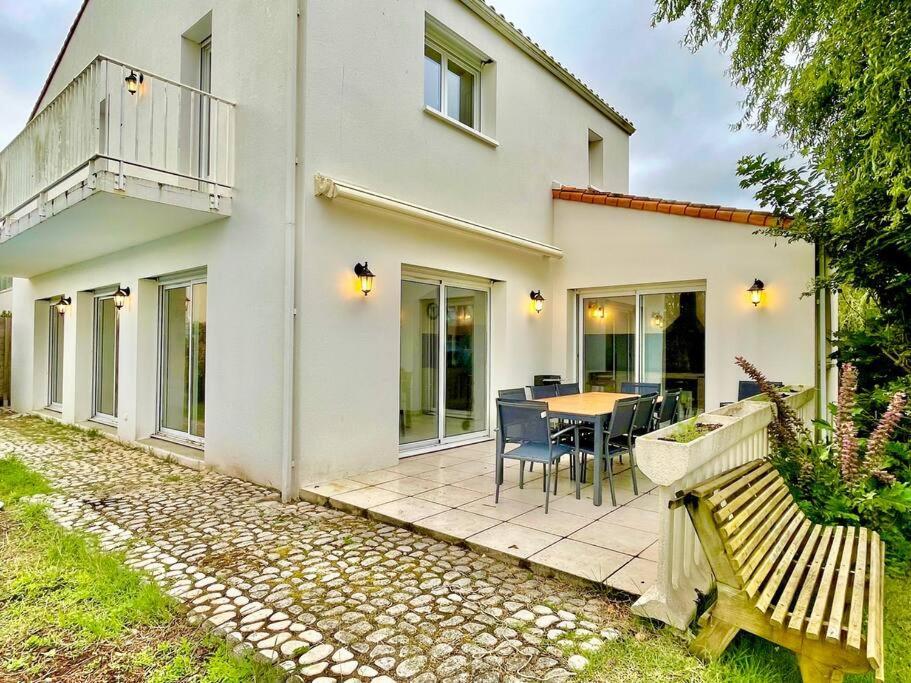 Charmante Villa Pour 10 Personnes Saint-Augustin  Extérieur photo